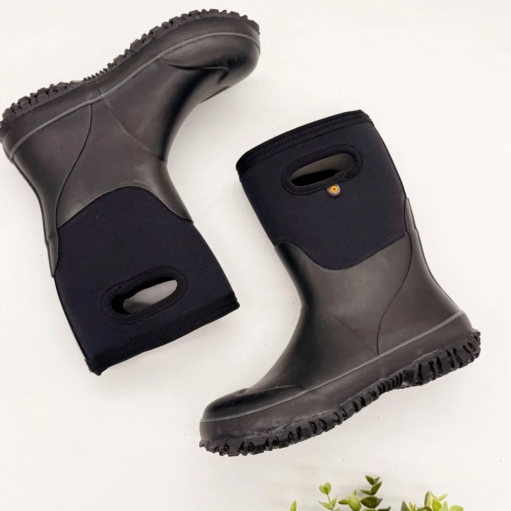 Bogs Kids Classic Seamless Waterproof Insulated Black Rain Snow Boot SIze 4